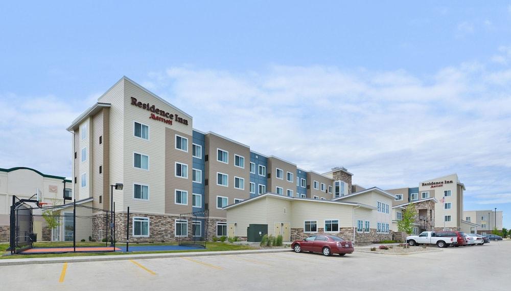 RESIDENCE INN CHAMPAIGN — 2