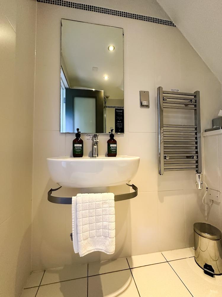 Voco Oxford Spires Hotel — 9