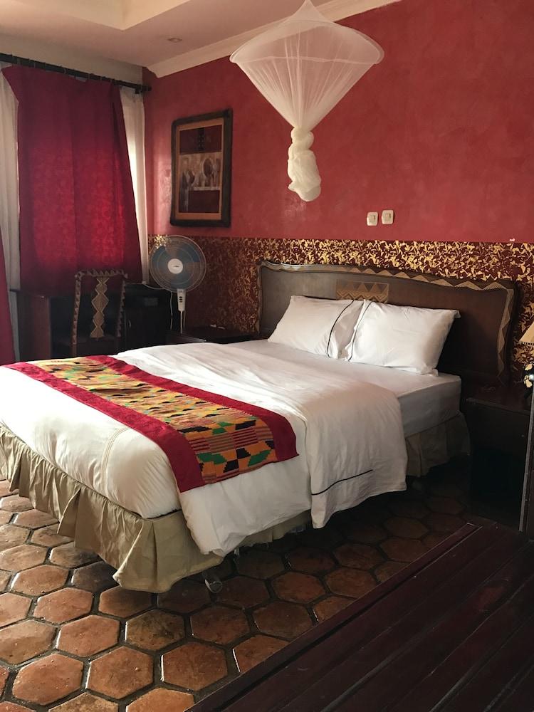 Inside Afrika Boutique Hotel — 4