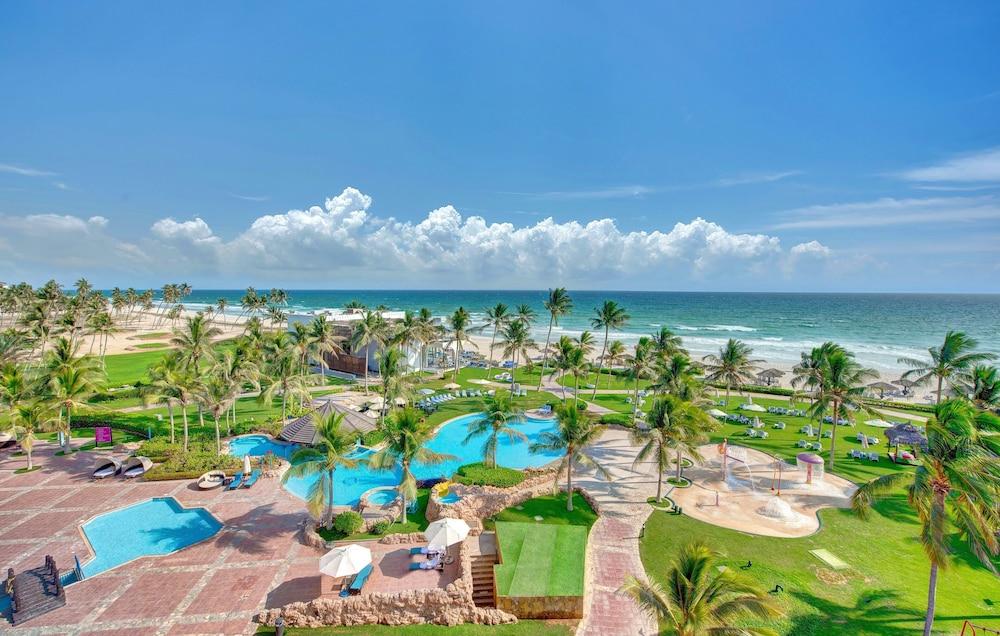 CROWNE PLAZA RESORT SALALAH — 4