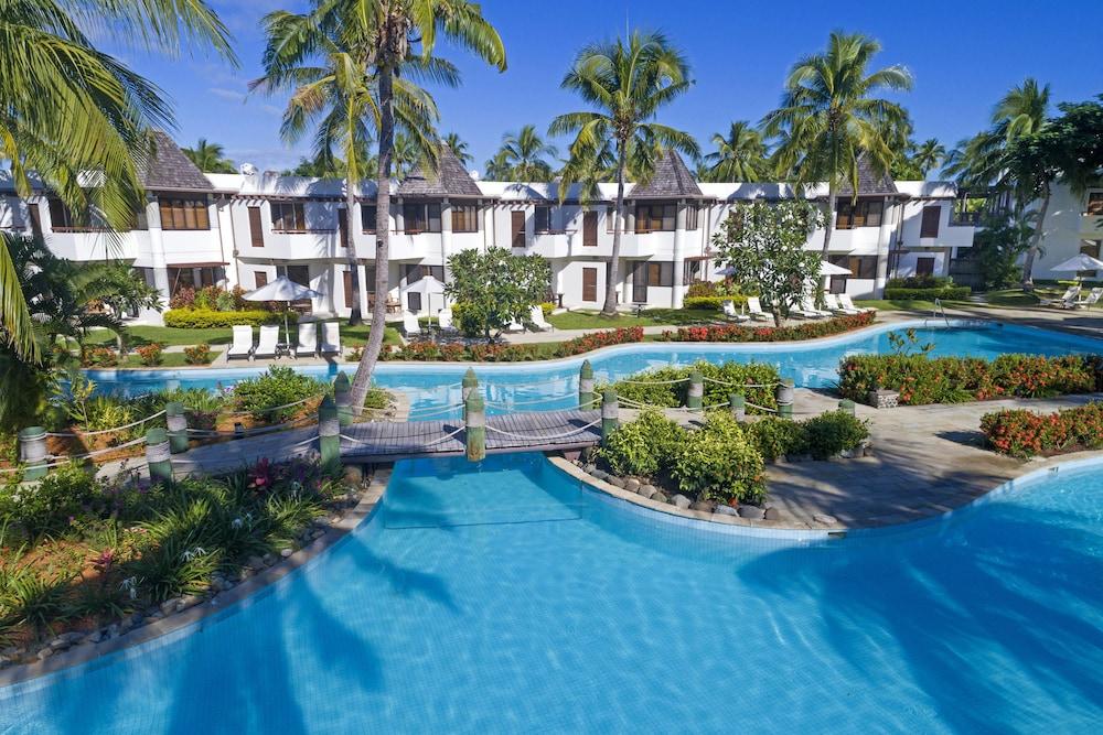 SHERATON DENARAU VILLAS — 3