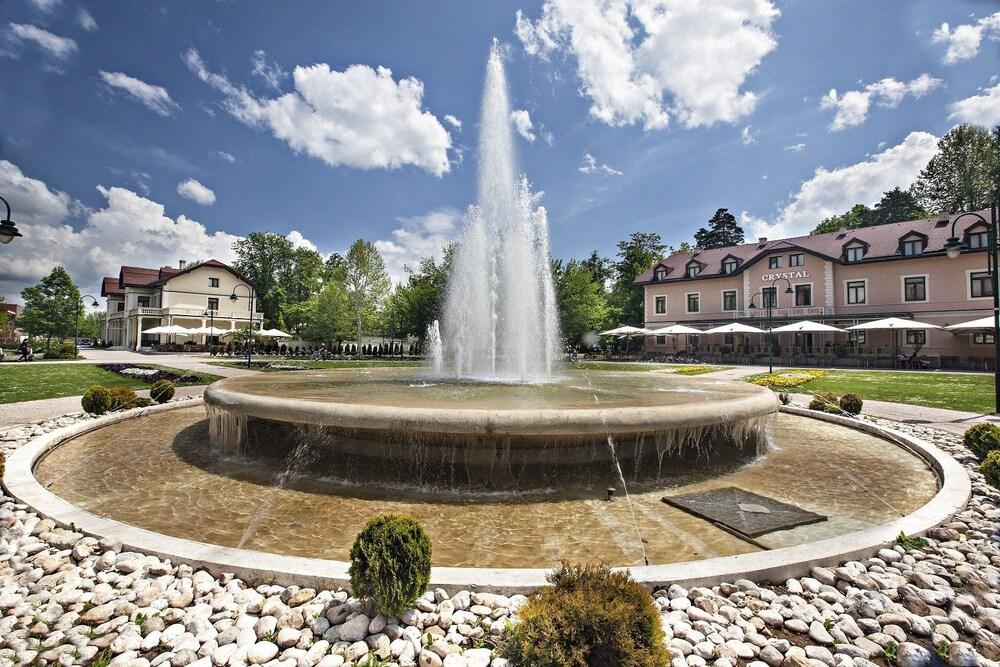 Hotel Crystal 1061868 — 4
