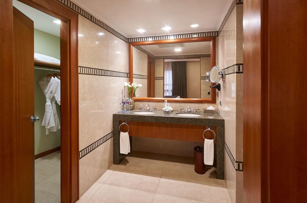 ORO VERDE HOTEL 79764 — 5