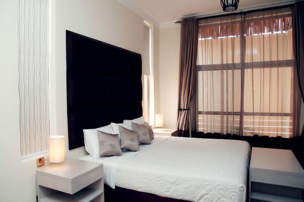 Airport View Hotel — 6
