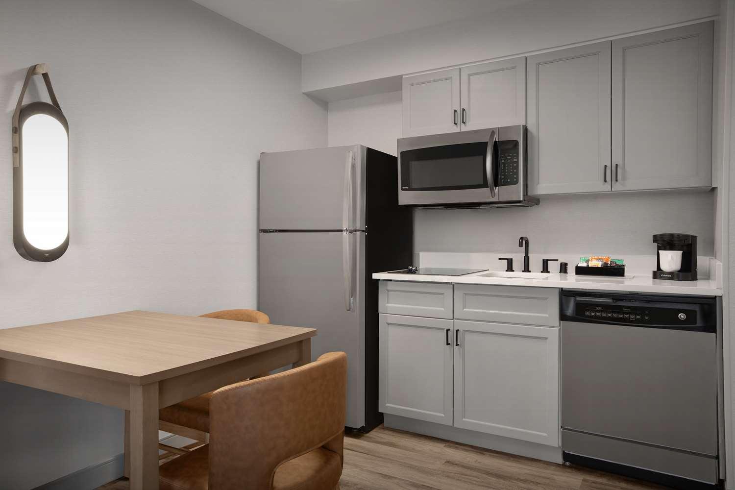 Homewood Suites by Hilton Colorado Springs North USAFA — 2