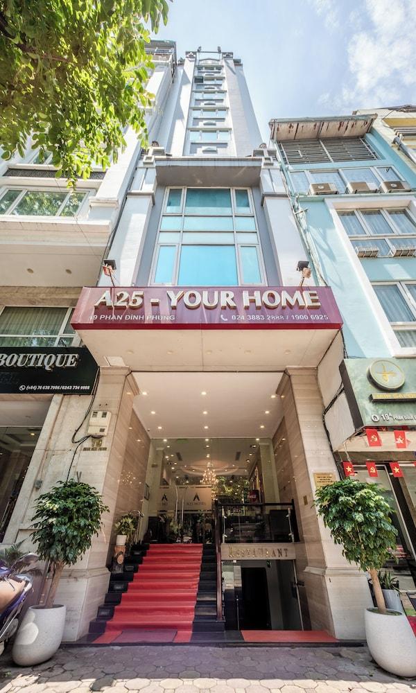 A25 Phan Dinh Phung Hotel — 4