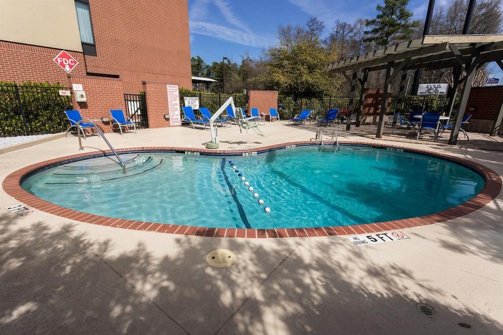 Best Western Plus Augusta North Inn & Suites — 3
