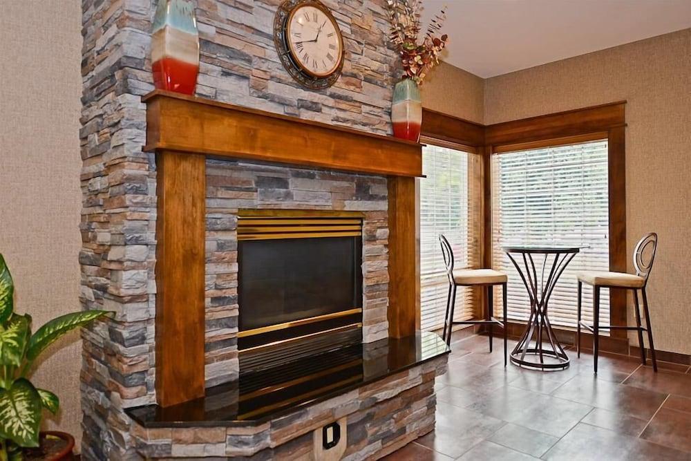 Best Western Plus Prairie Inn — 6