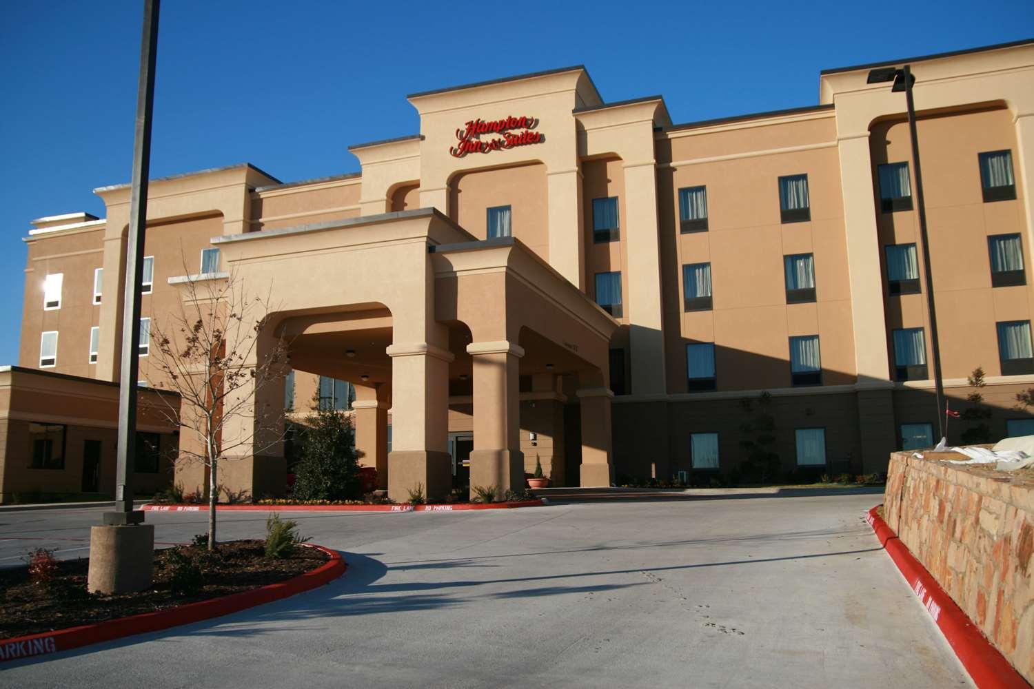 Hampton Inn & Suites Decatur — 3