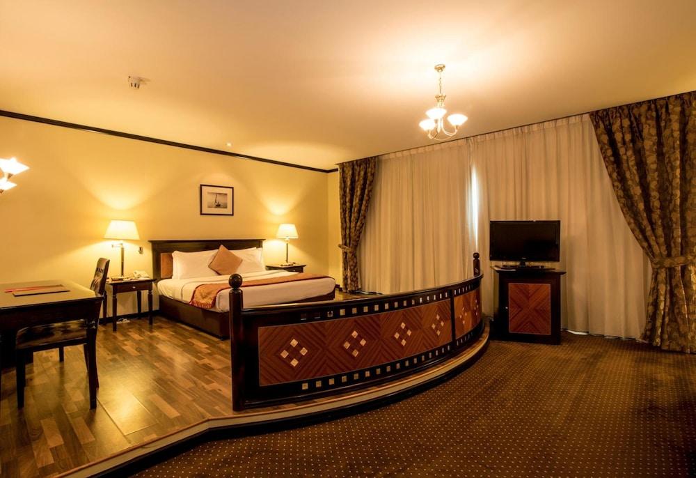 Rolla Suites Hotel (ex J5 Bur Dubai Hotel) — 6