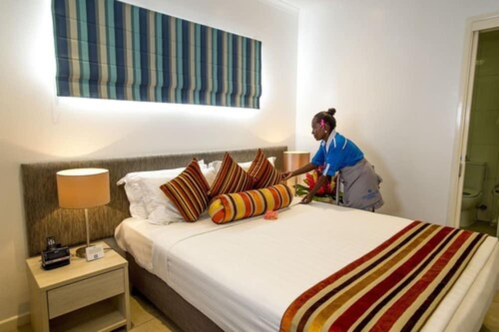 Heritage Park Hotel — 8