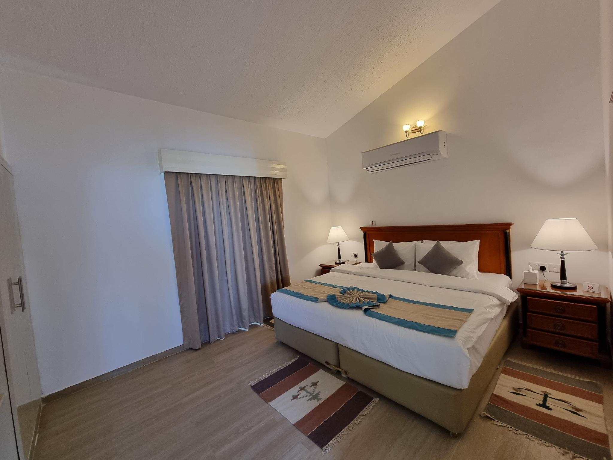 Holiday Beach Resort — 9