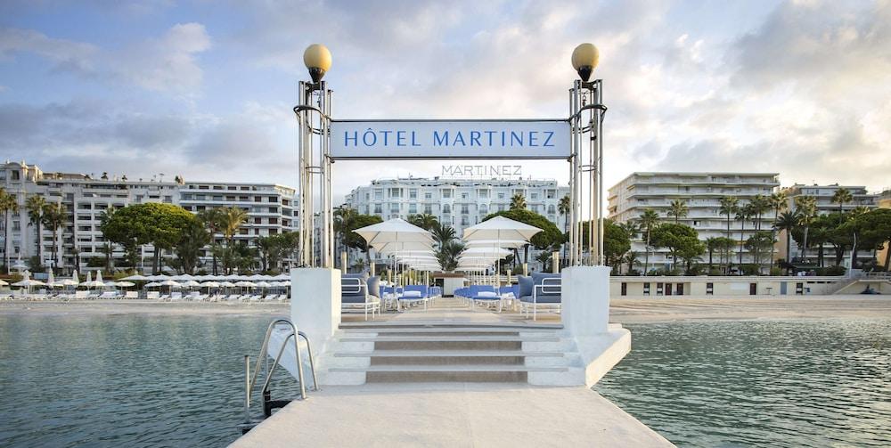 Hotel Martinez 6684 — 2