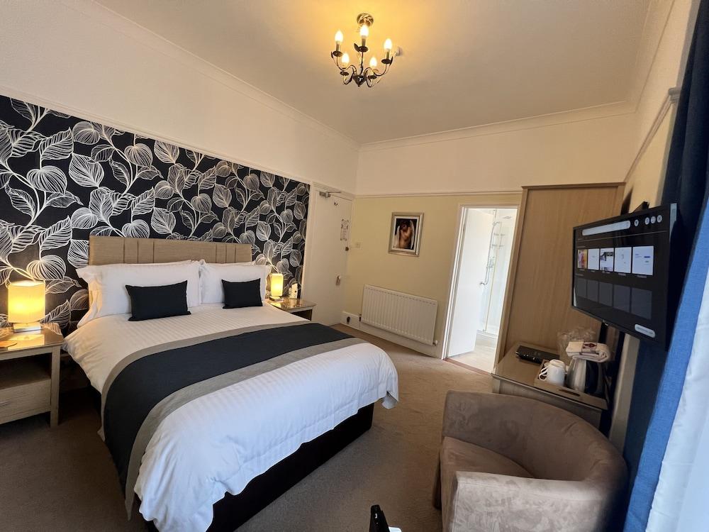 The Birkdale Guest House — 9