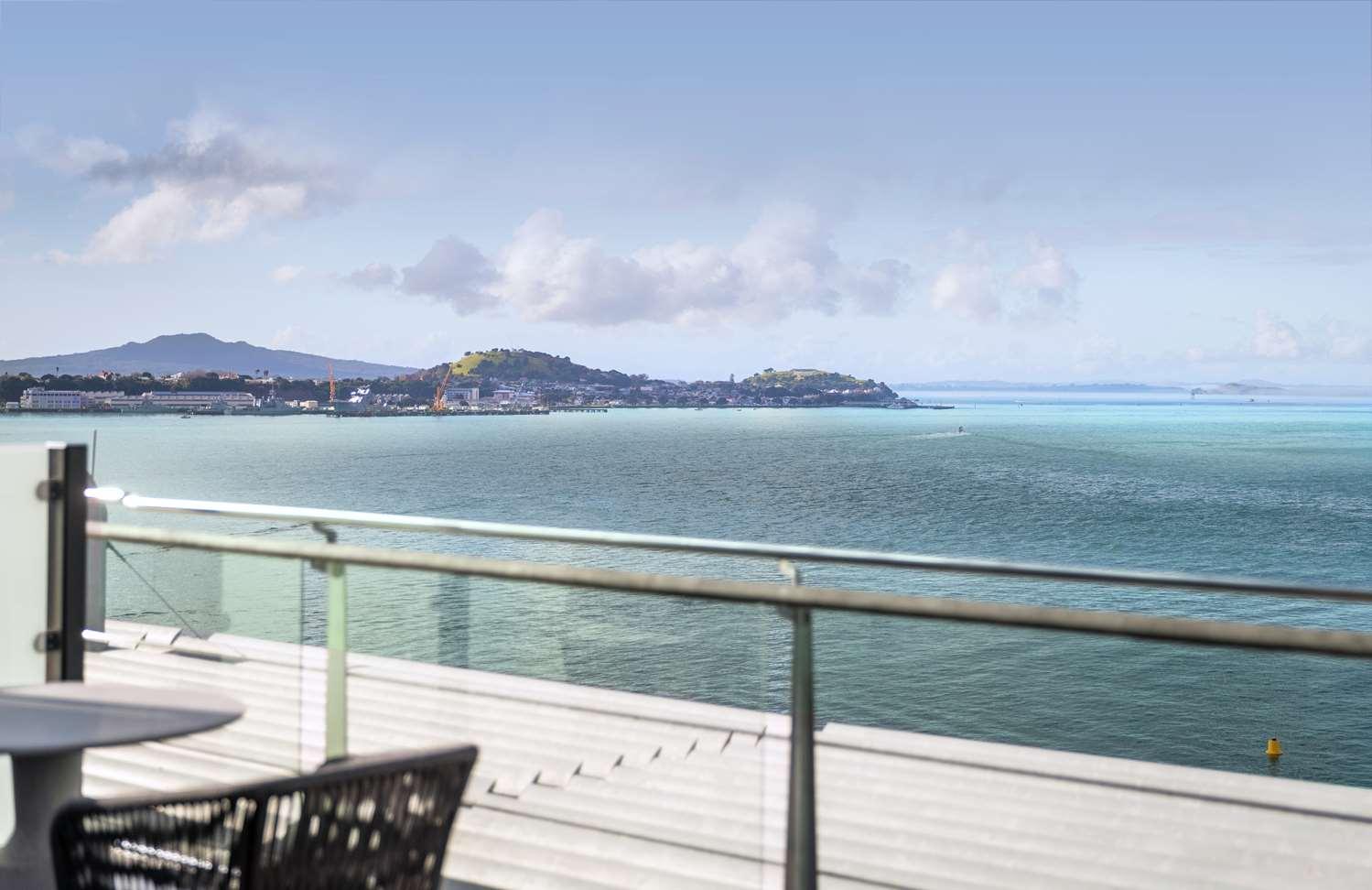 Hilton Auckland — 1