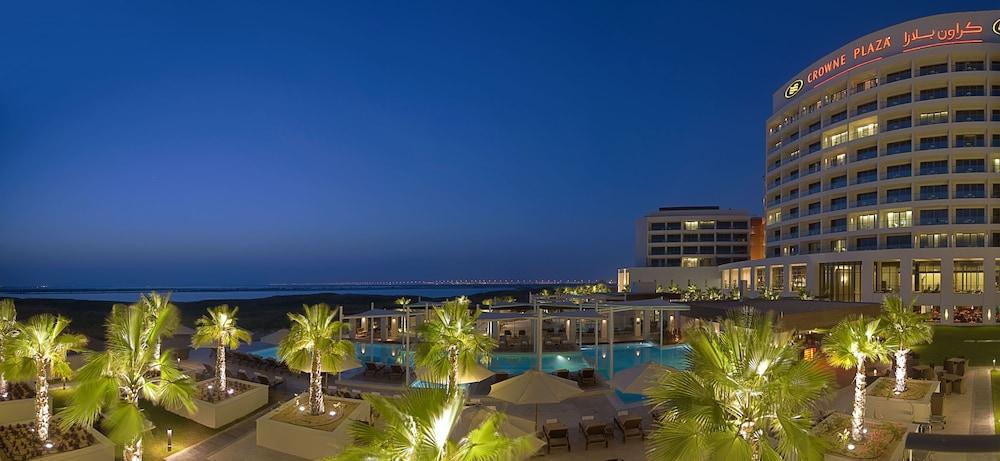 Crowne Plaza Abu Dhabi Yas Island — 5