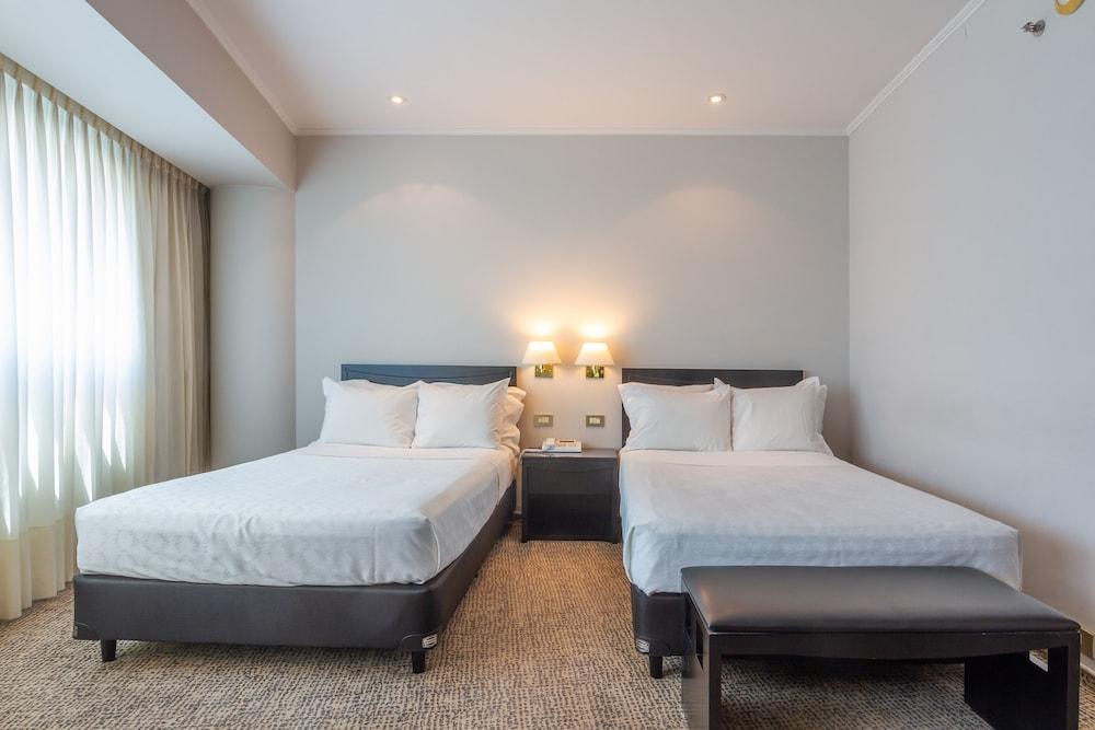 Quinto Centenario Hotel — 2