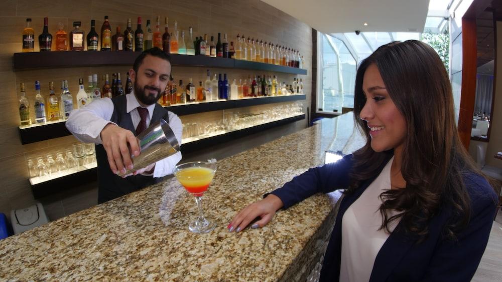 HOTEL REINA ISABEL 1024858 — 4