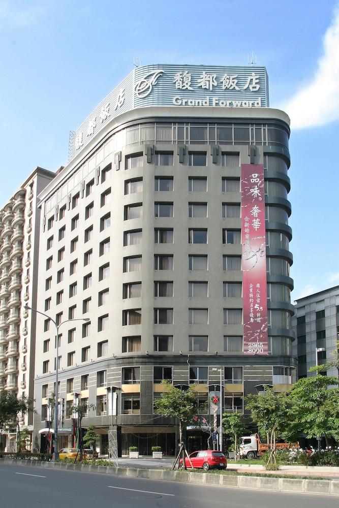 Grand Forward Taipei Hotel 884135 — 2