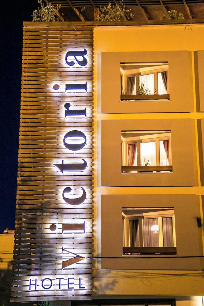 Hotel Victoria 998305 — 2