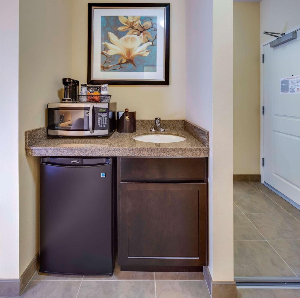 Best Western Plus Arlington/Marysville — 5