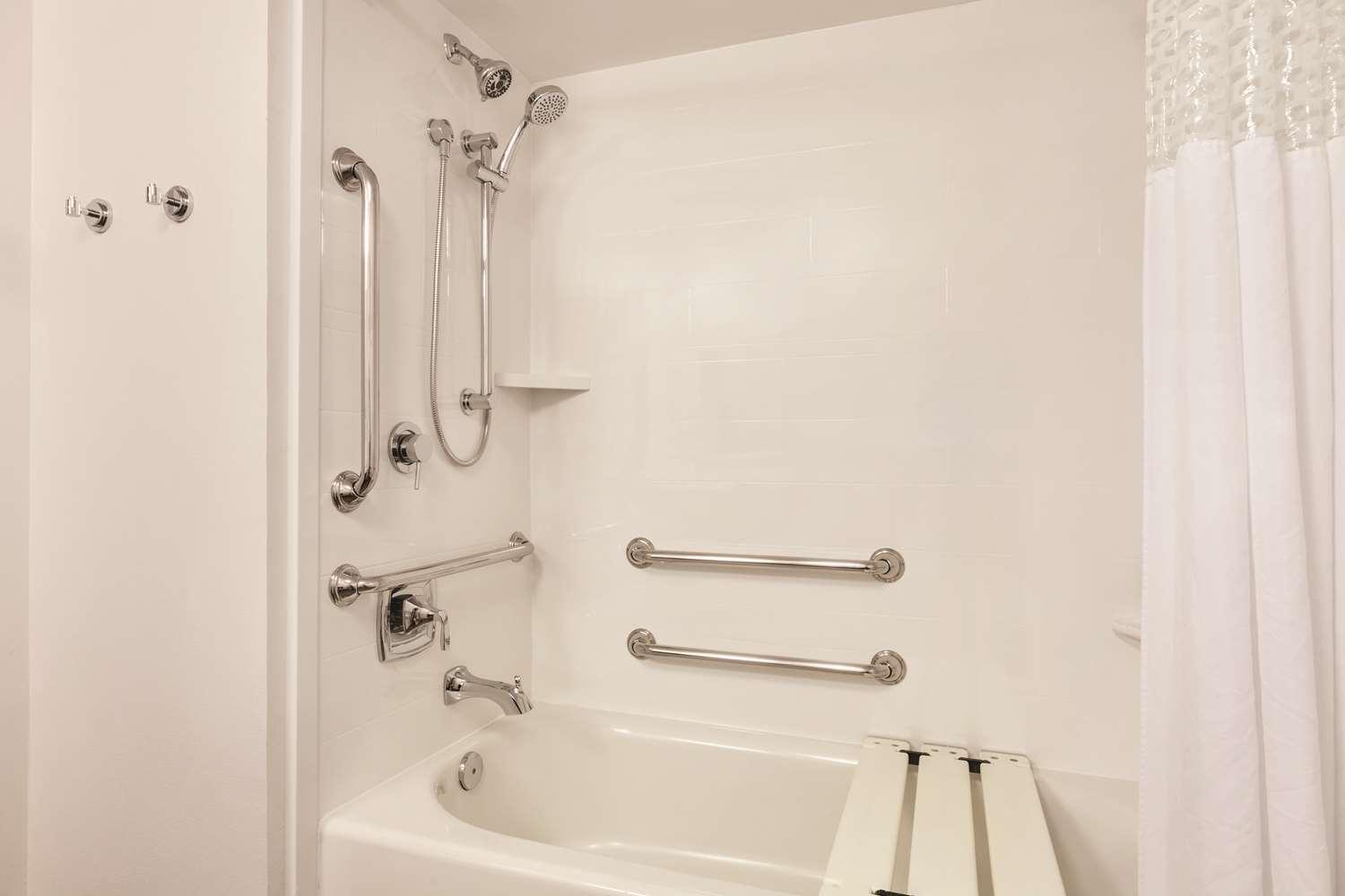 Hampton Inn By Hilton Richmond-North/Ashland
