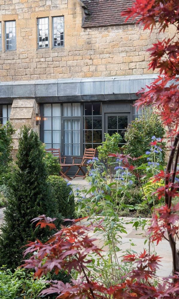 THE LYGON ARMS — 3