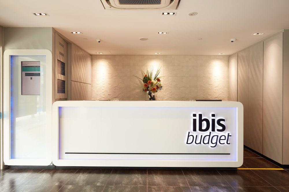 ibis budget Singapore Selegie — 8