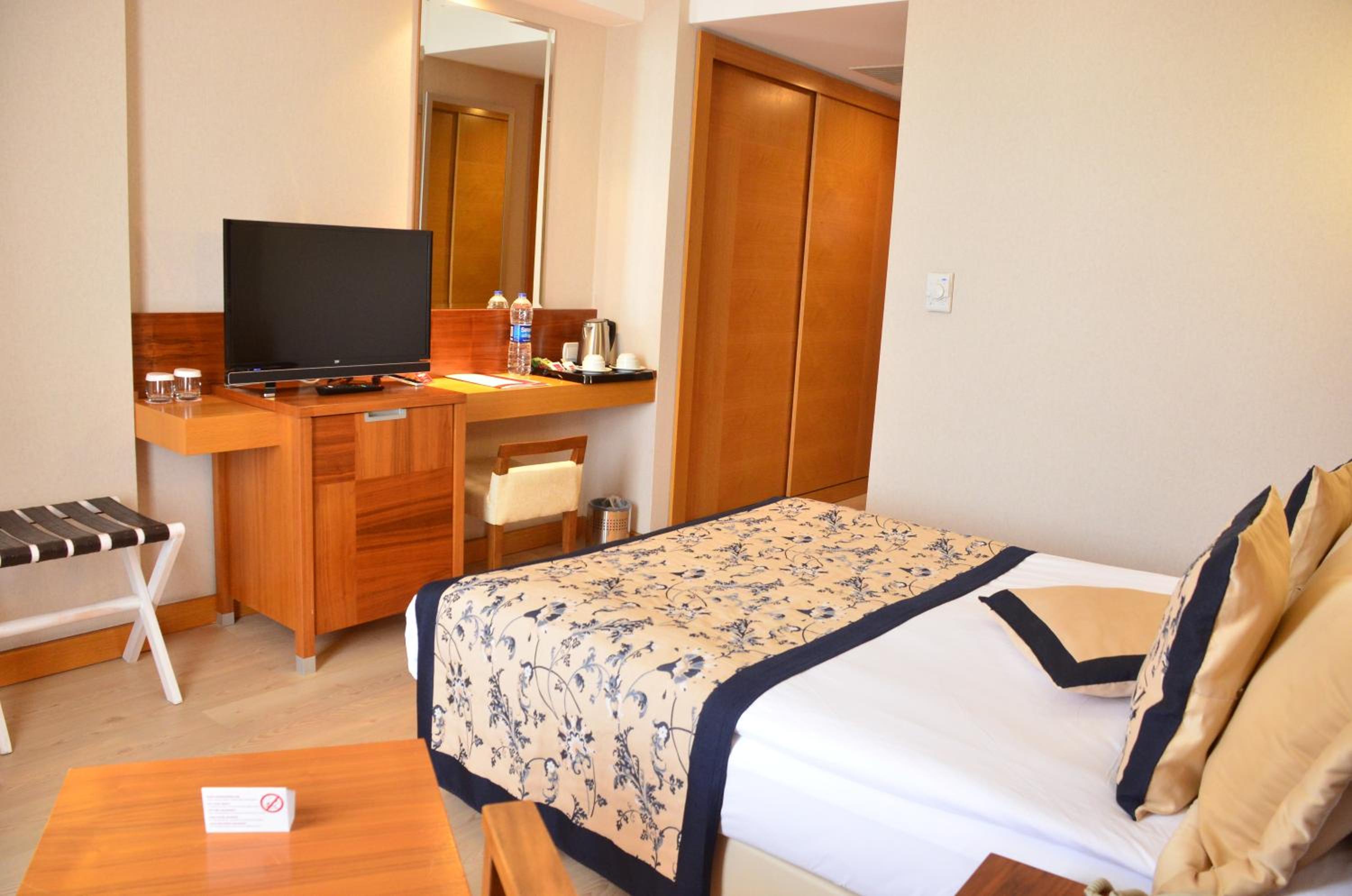 Ibis Styles Dubai Airport