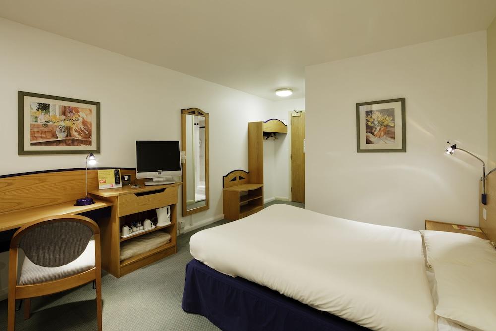 Lincoln Hotel — 6