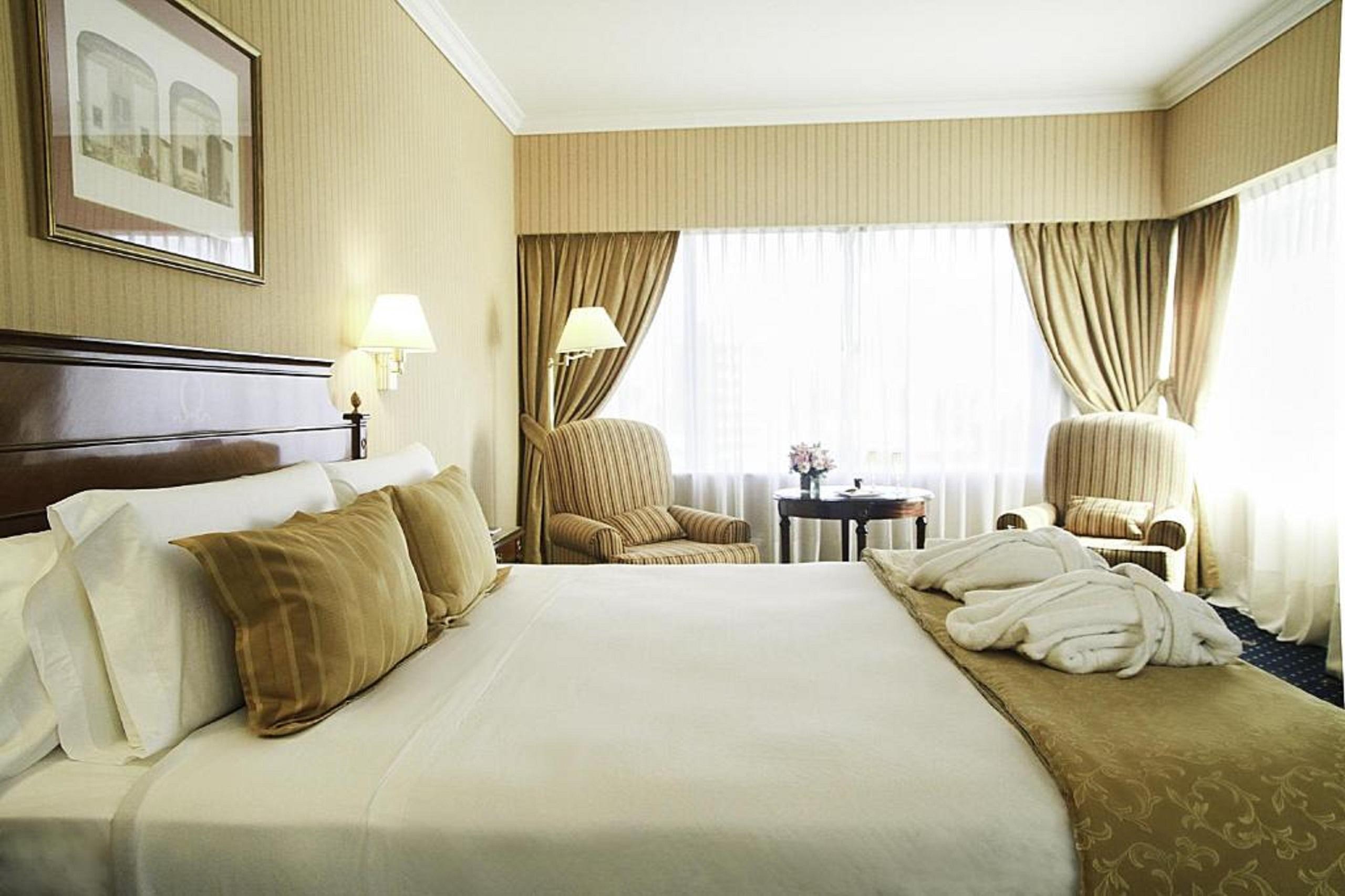 Hotel Emperador Buenos Aires — 10