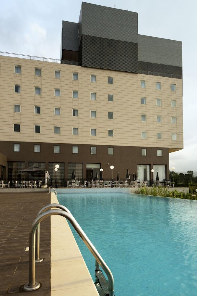 ibis Malabo — 5