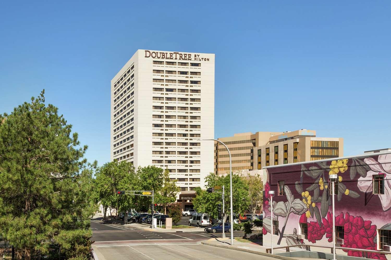DoubleTree by Hilton Hotel Albuquerque — 7