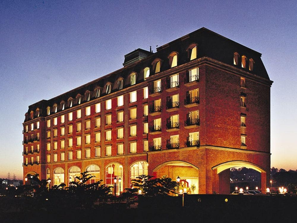 Royal Orchid Hotel Bangalore — 2