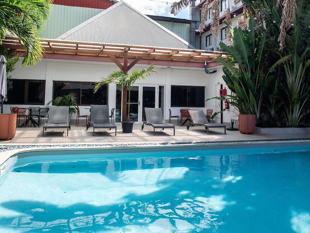 ibis styles cayenne centre amazonia — 2