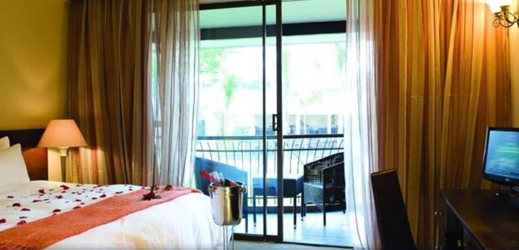 Happy Valley Hotel Ezulwini — 9