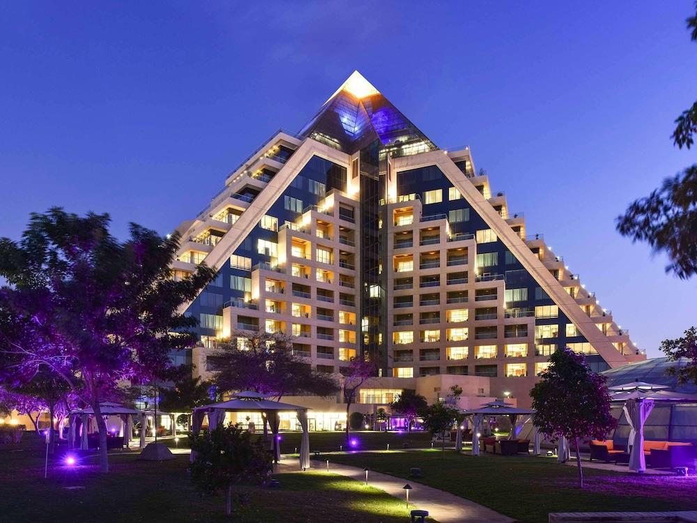 Raffles Dubai Hotel — 1