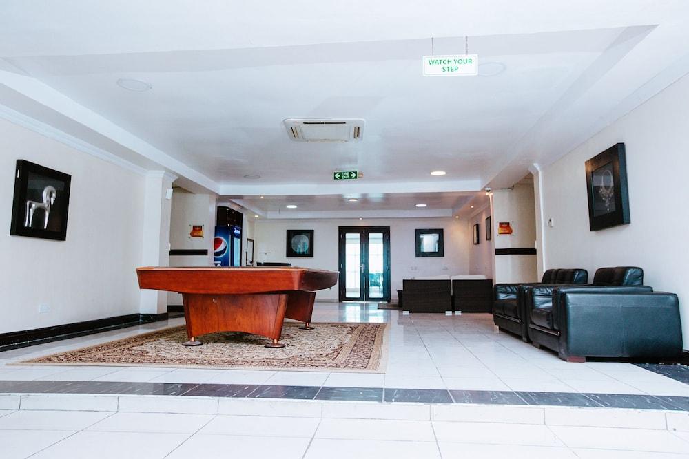 Mayfair Hotel — 7