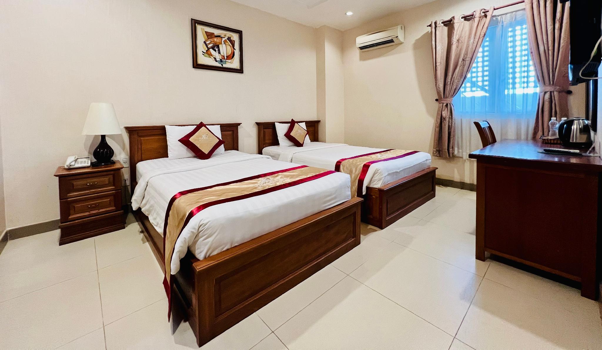 White Lion Hotel — 6