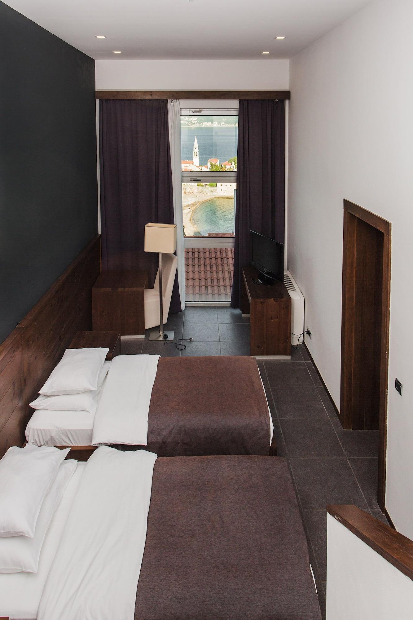 Avala Resort and Villas — 6