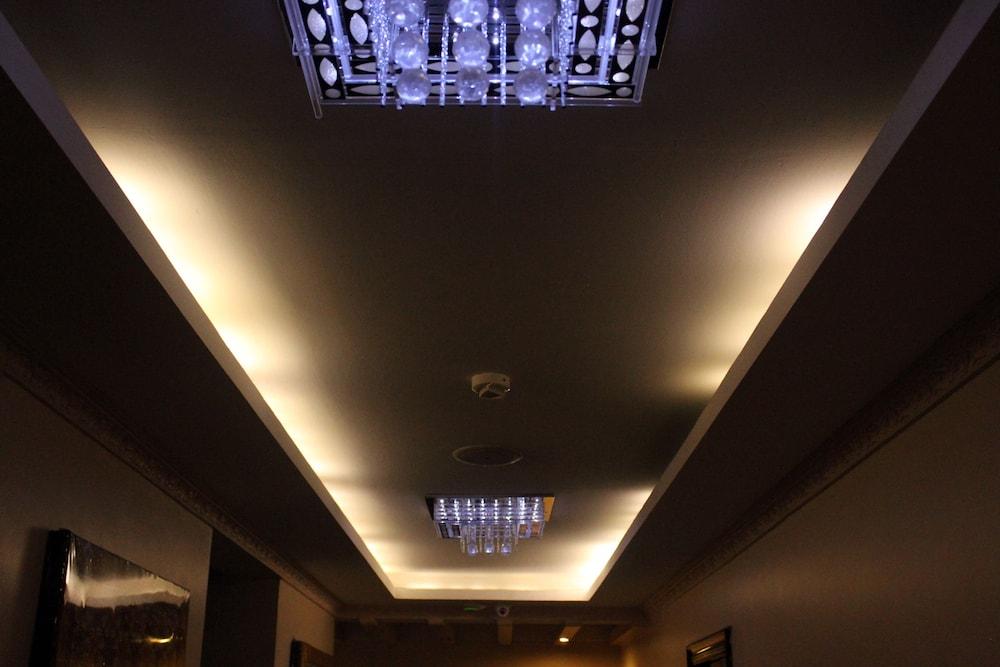 Hotel Sapphire — 6