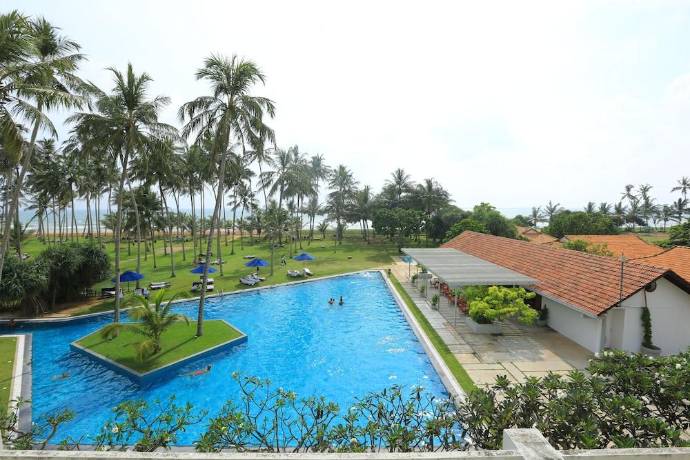 The Blue Water Hotel and Spa 84886 — 2