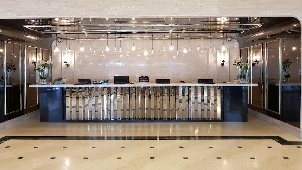 MELIA KUALA LUMPUR 17924 — 8