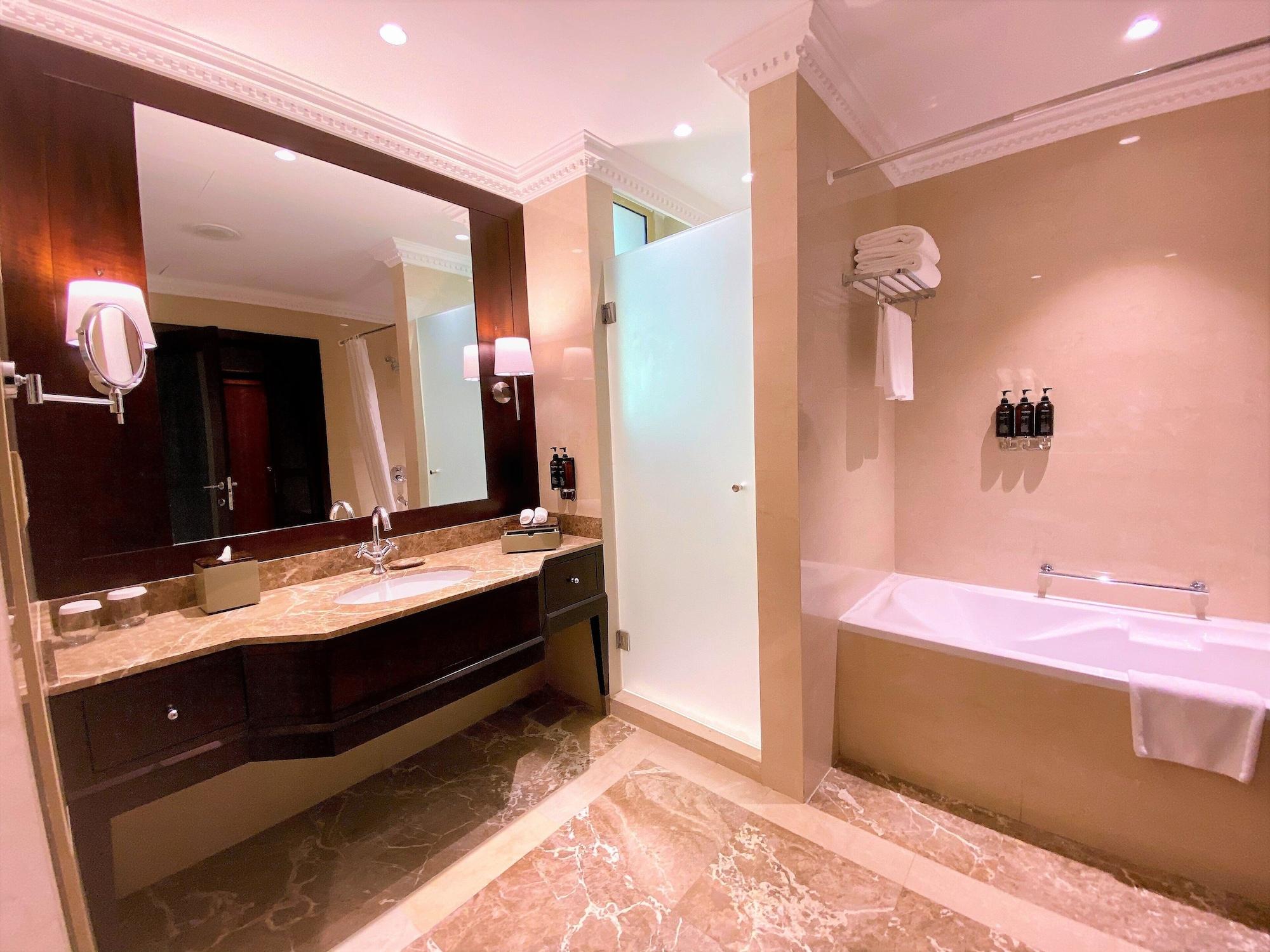 Millennium Hotel Doha 67974 — 9