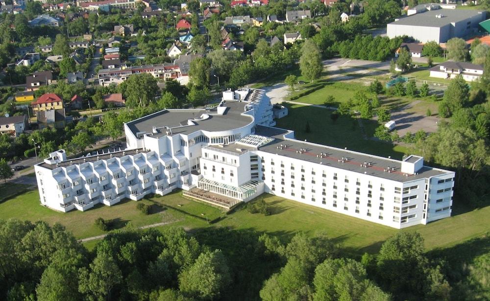 STRAND SPA & CONFERENCE HOTEL 911755