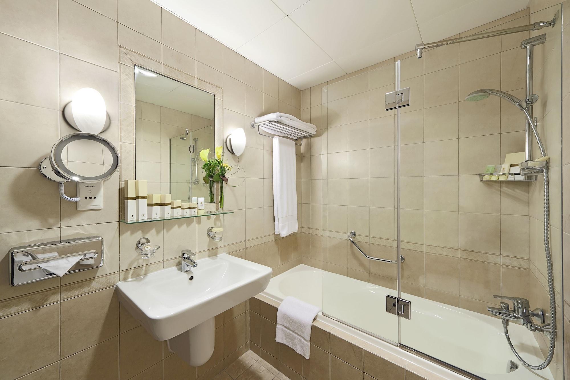 Al Manzel Hotel Apartments — 8
