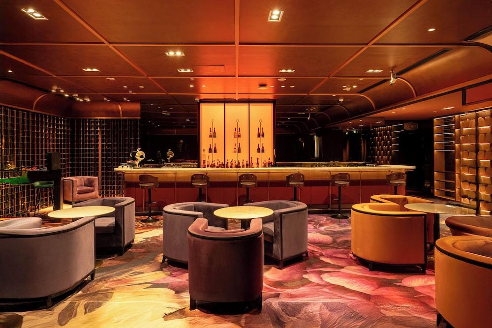 voco Dubai Nice The Heart of Europe (18+) — 10