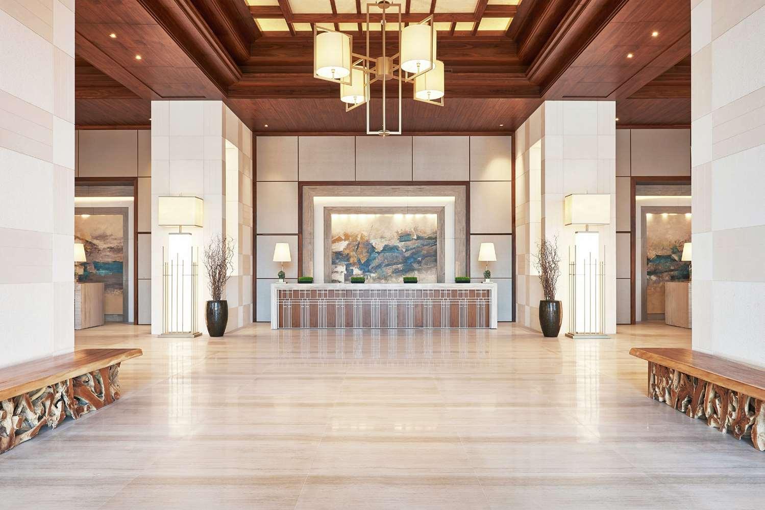 Hilton Dubai Al Habtoor City — 6