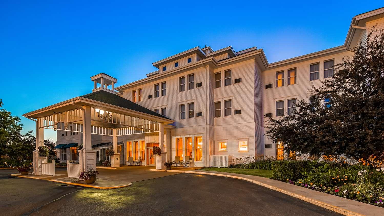 Best Western The Hotel Chequamegon — 3