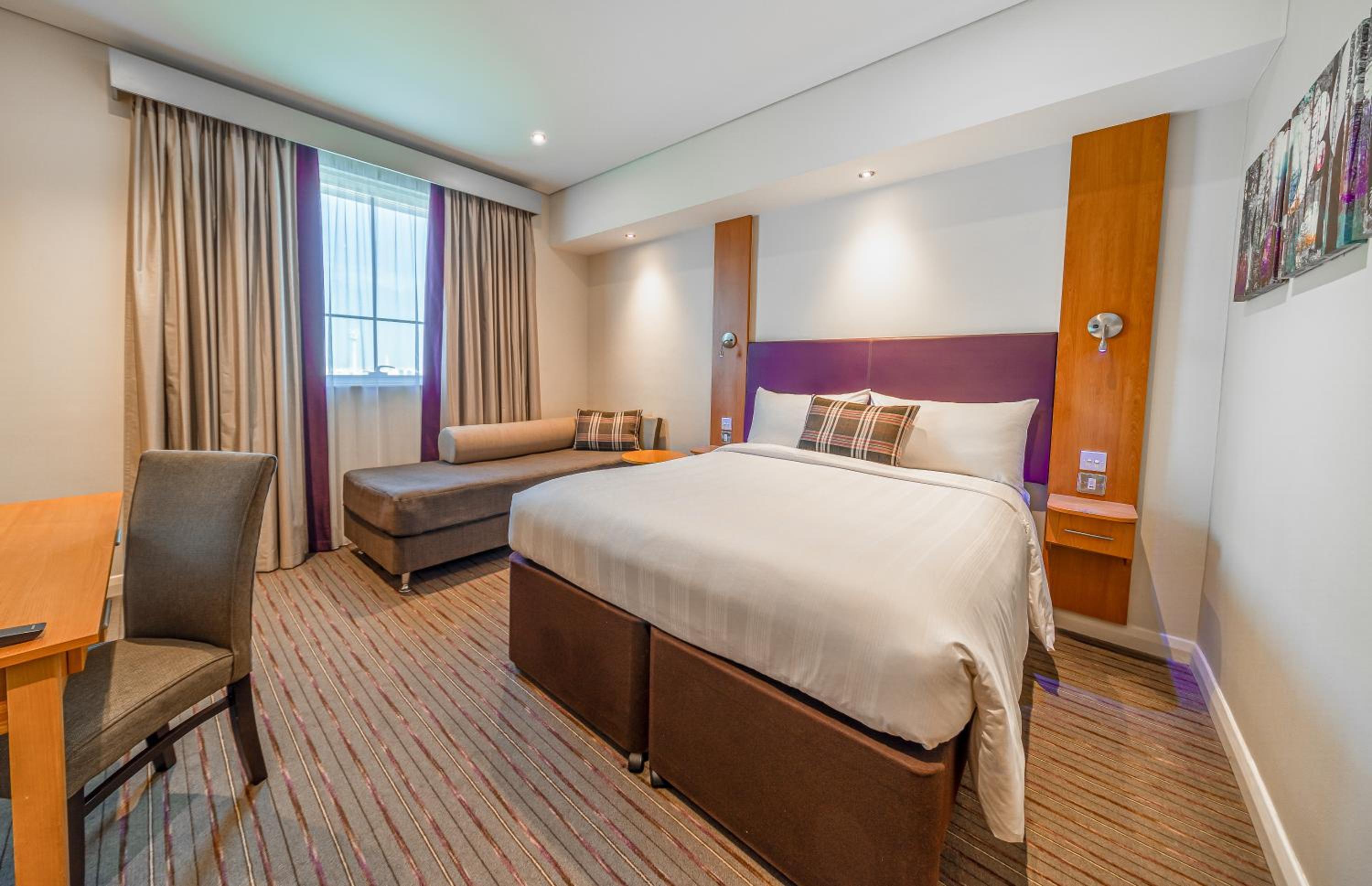Premier Inn Silicon Oasis — 10